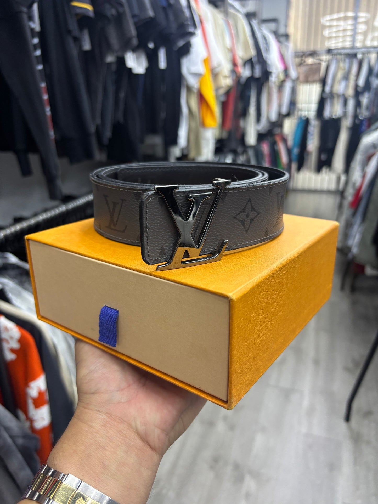 LV Belt grey/black mongram size 32-34